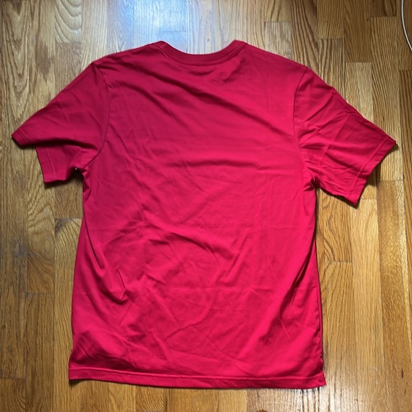 Air Jordan red tee shirt with jordan emblem on front. Brand new - Picture 3 of 3